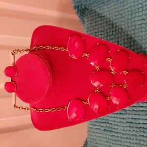 Large statement necklace & earrings